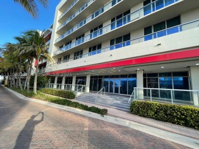 Comprar apartamento no Costa Hollywood N107