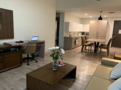 Comprar apartamento no Costa Hollywood S333