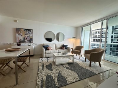 Aluguel de apartamento no Beach Club Two 2010
