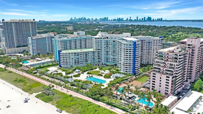 Comprar apartamento no Seacoast 5151 1523