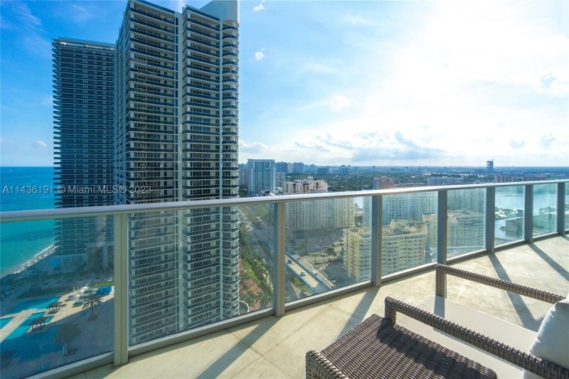 Condo for sale at Hyde Beach Resort Hollywood 2307