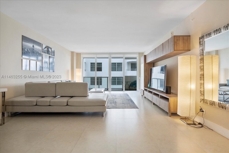 Condo for sale at Pavilion 1514