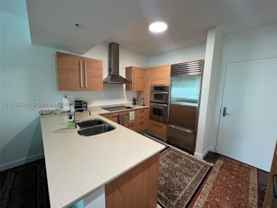 Comprar apartamento no Emerald Brickell 1806