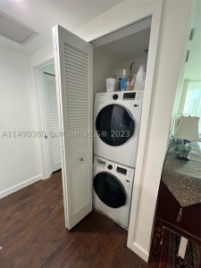 Comprar apartamento no Emerald Brickell 1806