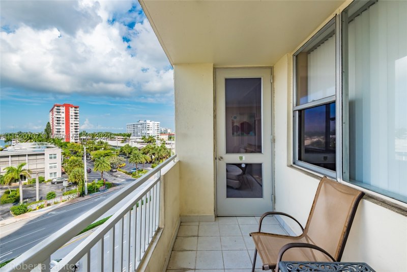 Condo for sale at Parker Dorado 422