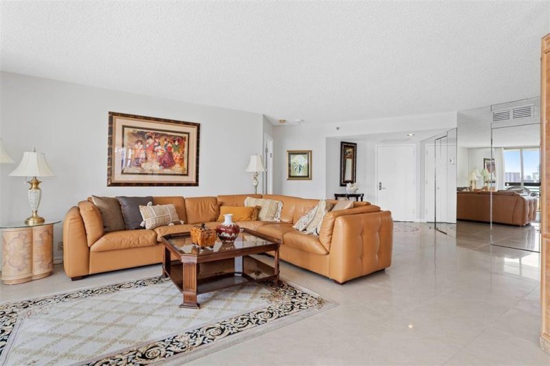 Apartment for rent at Mystic Pointe 500 910