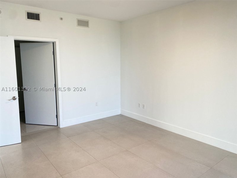 Comprar apartamento en The Harbour 2421