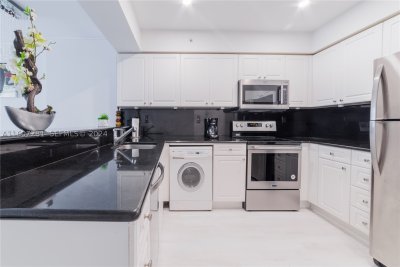 Alquiler de apartamento en The Wave Condo 303