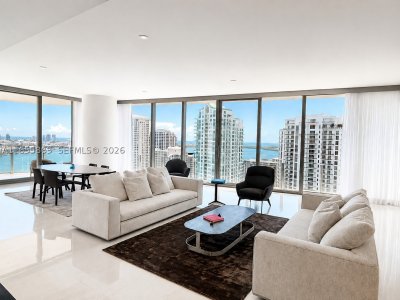 Comprar apartamento no Aston Martin Residences 3201