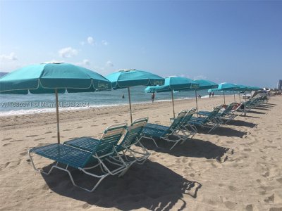 Alquiler de apartamento en The Wave Condo L11 (Availab