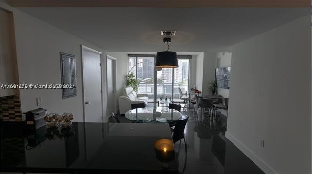 Comprar apartamento en Mint at Riverfront 1802