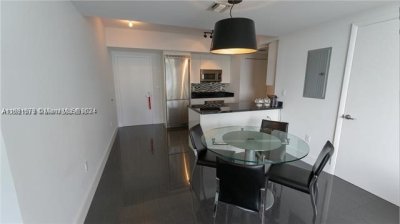 Comprar apartamento en Mint at Riverfront 1802