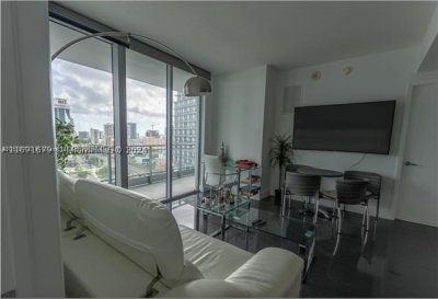 Comprar apartamento en Mint at Riverfront 1802