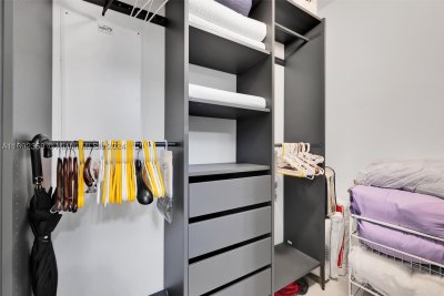 Aluguel de apartamento no Beach Club Two 2505