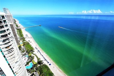 Comprar apartamento no Trump Tower One 3601