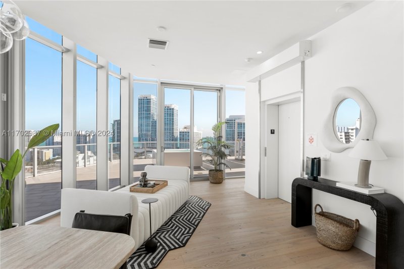 Condo for sale at Monaco Yacht Club & Residences PH2