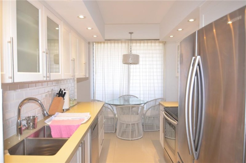 Condo for sale at Turnberry Towers 7-L
