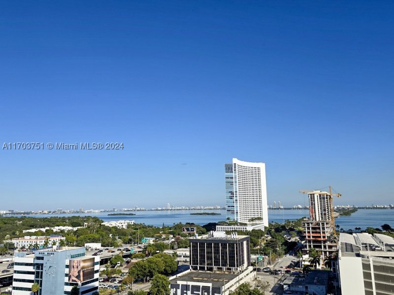 Condo for sale at Midtown Miami 2 H1404