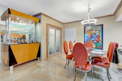 Alquiler de apartamento en Roney Palace 1206