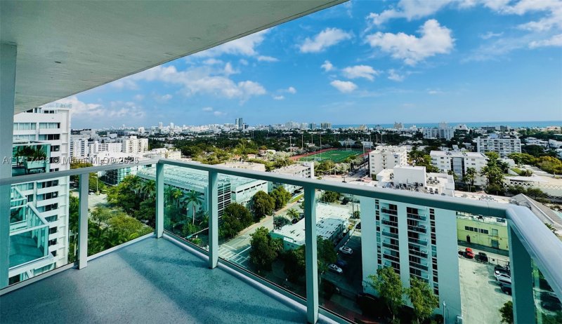 Condo for sale at Mirador PH-07