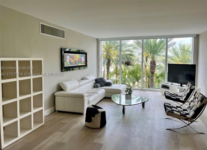 Condo for sale at Harbour House 331