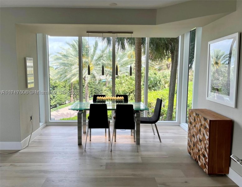 Condo for sale at Harbour House 331