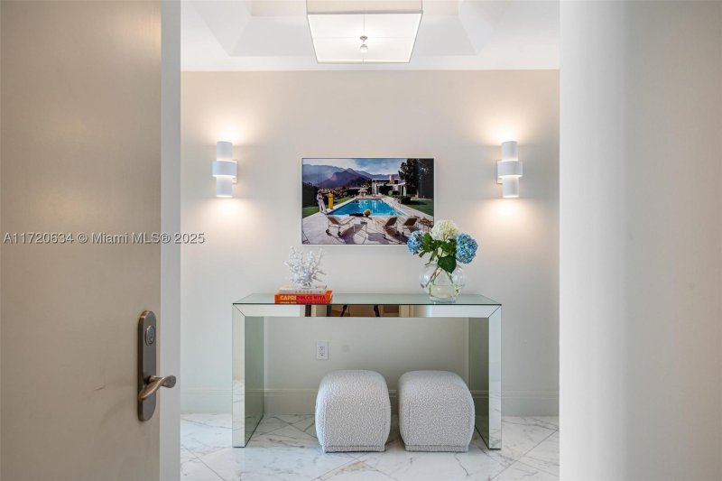 Comprar apartamento en Acqualina Resort & Spa 2602