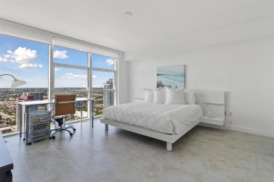 Comprar apartamento no Beach Club Two 4507