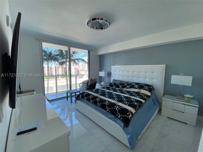 Aluguel de apartamento no Arlen House 4-703
