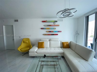 Aluguel de apartamento no Arlen House 4-703