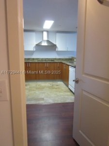 Comprar apartamento no Sail at Brickell 2306