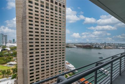 Comprar apartamento en One Miami West Tower 2402