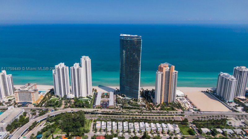 Condo for sale at Residences by Armani / Casa 3405