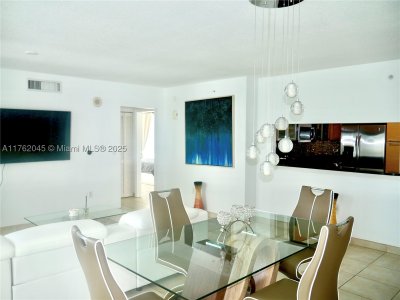 Comprar apartamento no Brickell on the River North 2611