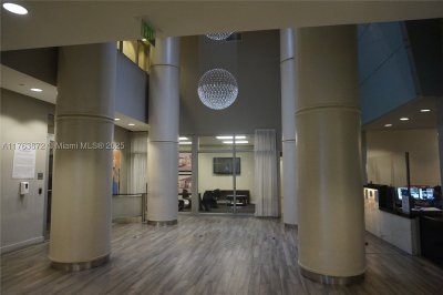 Comprar apartamento en Opera Tower 2215