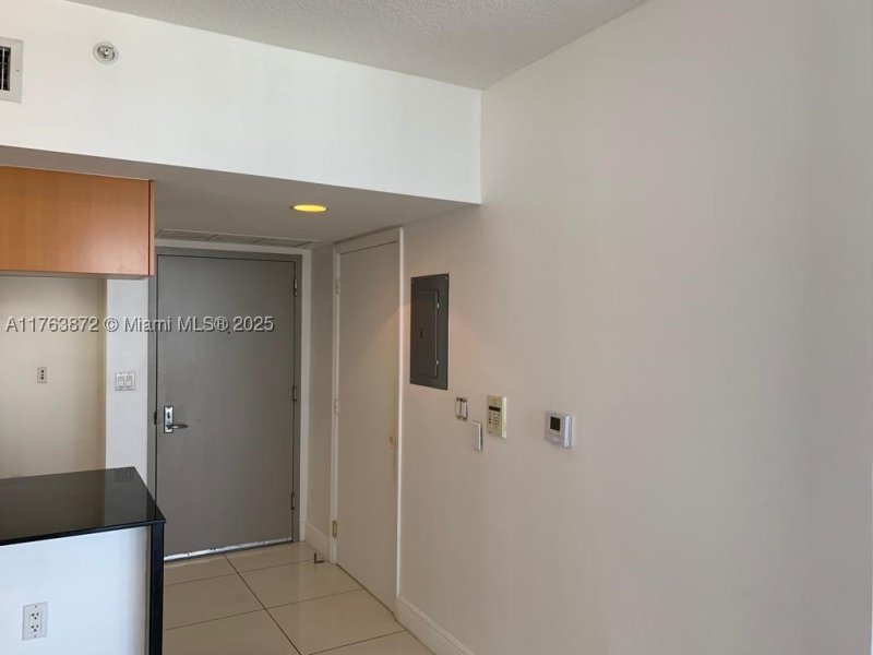 Condo for sale at Opera Tower 2215