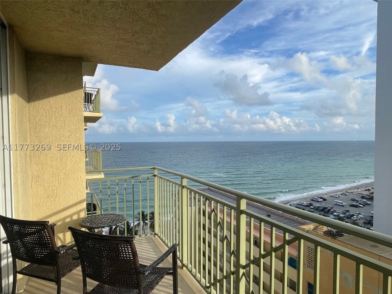 Apartment for rent at 2080 Ocean Drive 1405