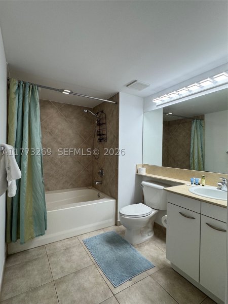 Apartment for rent at 2080 Ocean Drive 1405