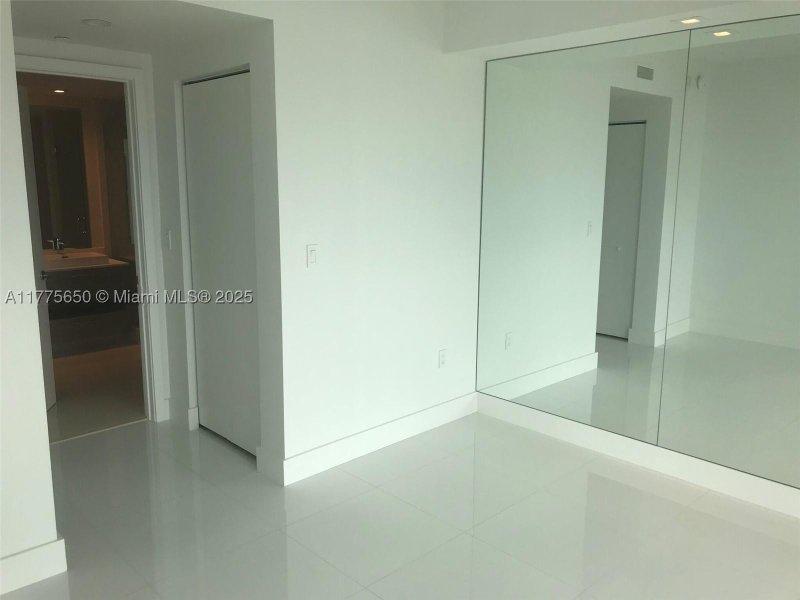Condo for sale at Dua Miami - SLS Brickell Condo 4003