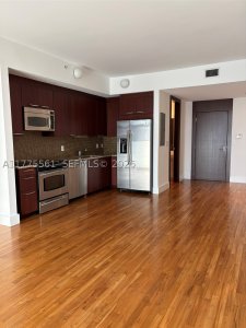 Comprar apartamento no The Meridian Lofts 309