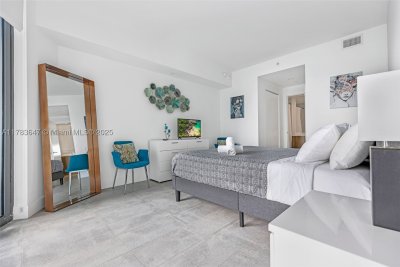 Aluguel de apartamento no Paraiso Bayviews 3307