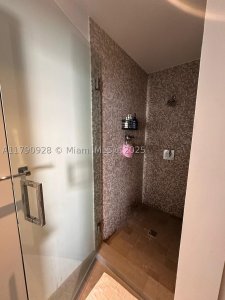 Comprar apartamento en Brickell City Centre Rise 810