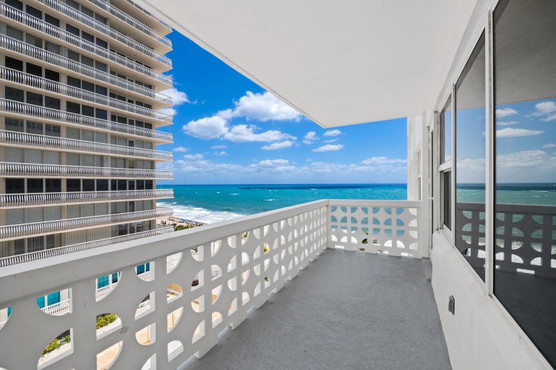 Condo for sale at Ocean Summit 702