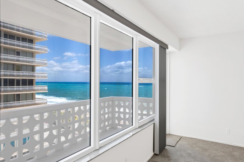 Condo for sale at Ocean Summit 702