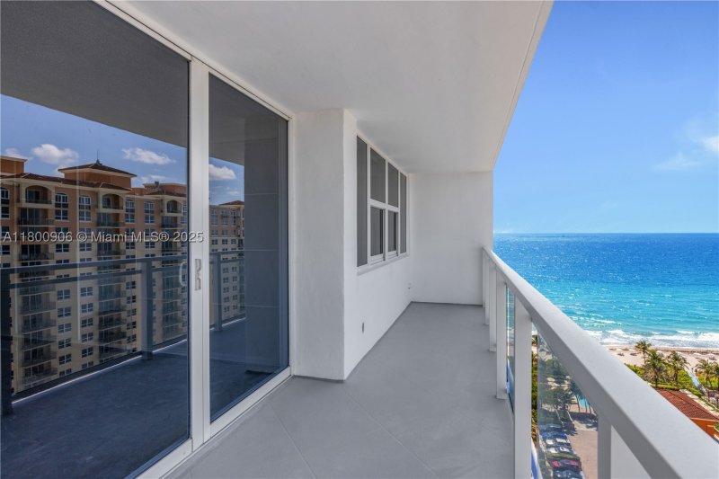 Condo for sale at Parker Plaza Estates 1708