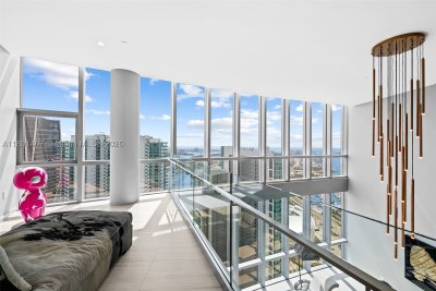 Comprar apartamento en Paramount Miami WorldCenter PH 5401