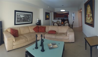 Comprar apartamento no La Perla 3601