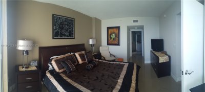 Comprar apartamento no La Perla 3601