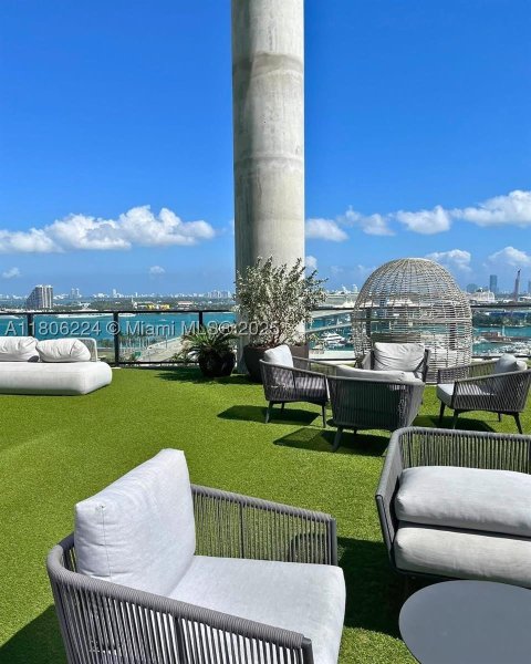 Comprar apartamento no The Elser Hotel and Residences 1619