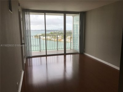 Comprar apartamento en Grandview Palace 2114